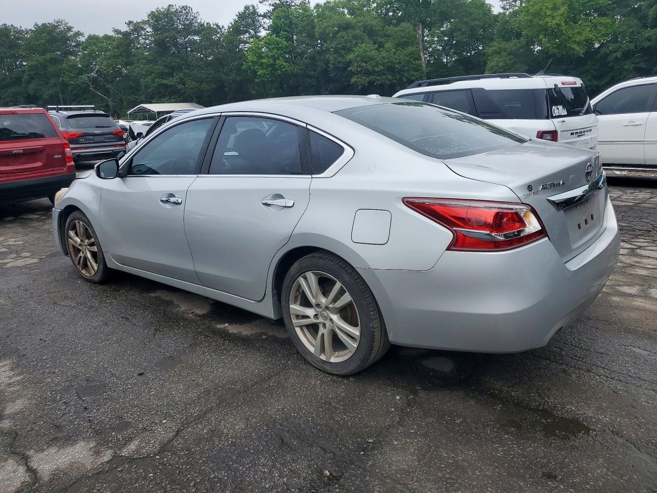 2013 Nissan Altima 3.5 S - Фото 2