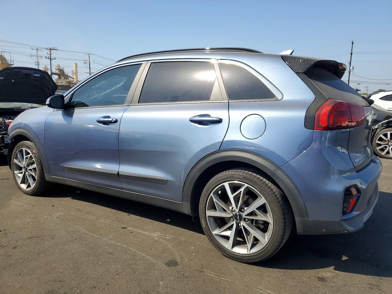 2022 Kia Niro Touring Special Edition - Фото 2