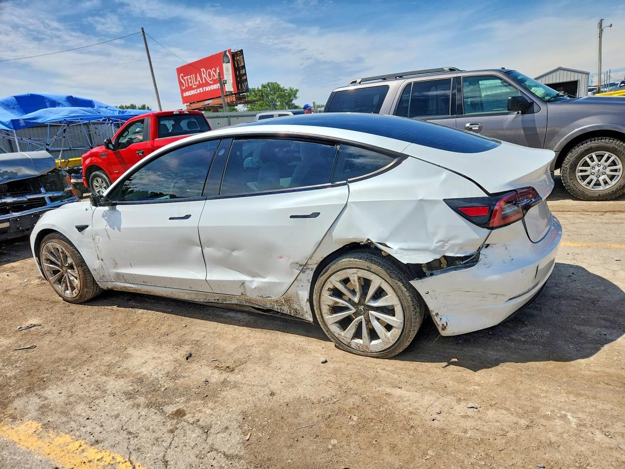 2021 Tesla Model 3 - Image 2