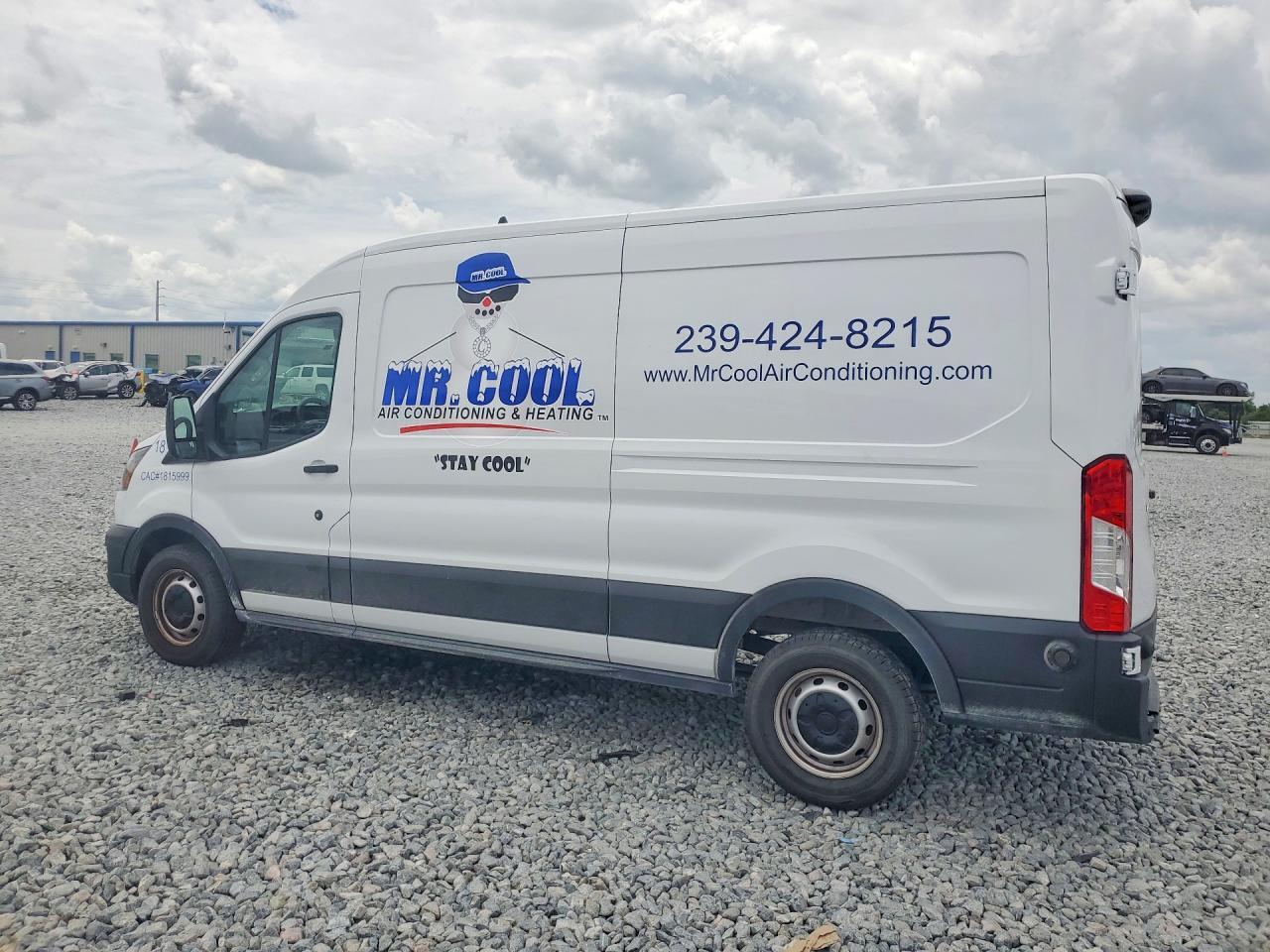 2024 Ford Transit 250 Delivery Van - Фото 2