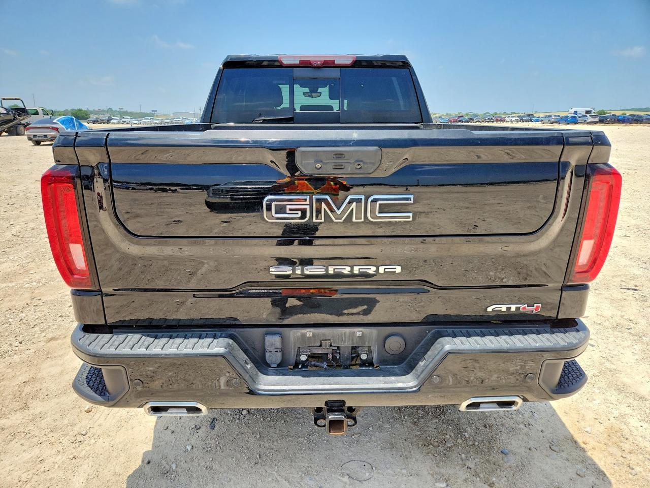 2021 GMC Sierra K1500 At4 - Фото 6