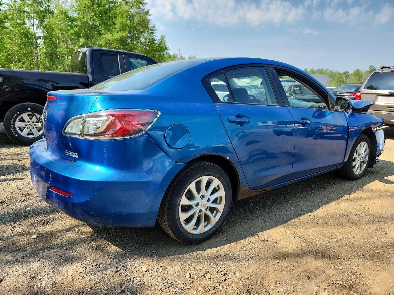 2013 Mazda 3 I - Фото 3