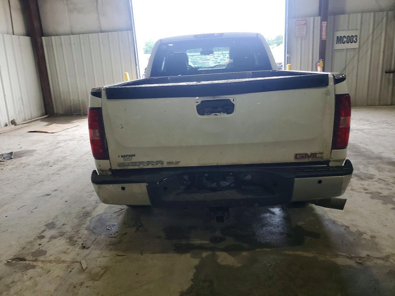 2007 GMC New Sierra K1500 - Image 6