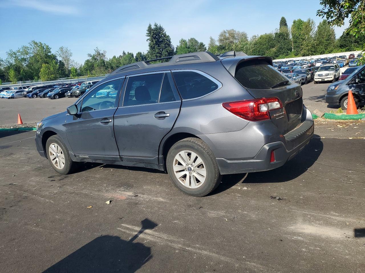 2019 Subaru Outback 2.5I Premium - Фото 2