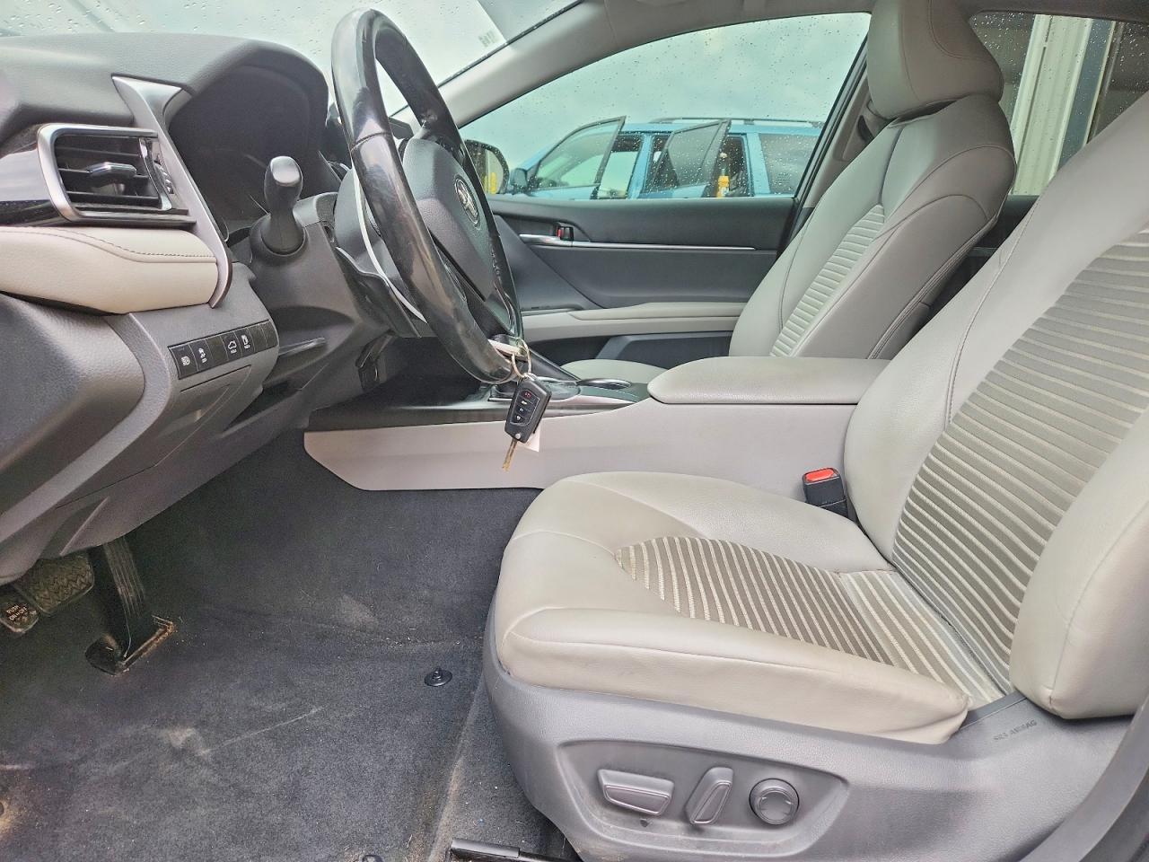 2021 Toyota Camry Se - Фото 7