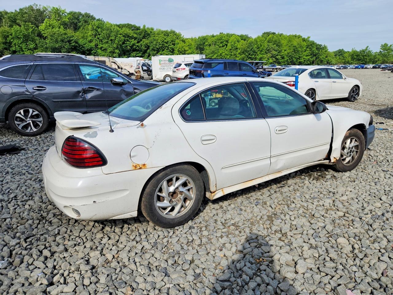 2003 Pontiac Grand Am Se - Image 3