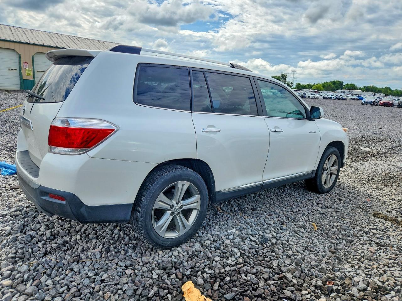 2011 Toyota Highlander Limited - Image 3