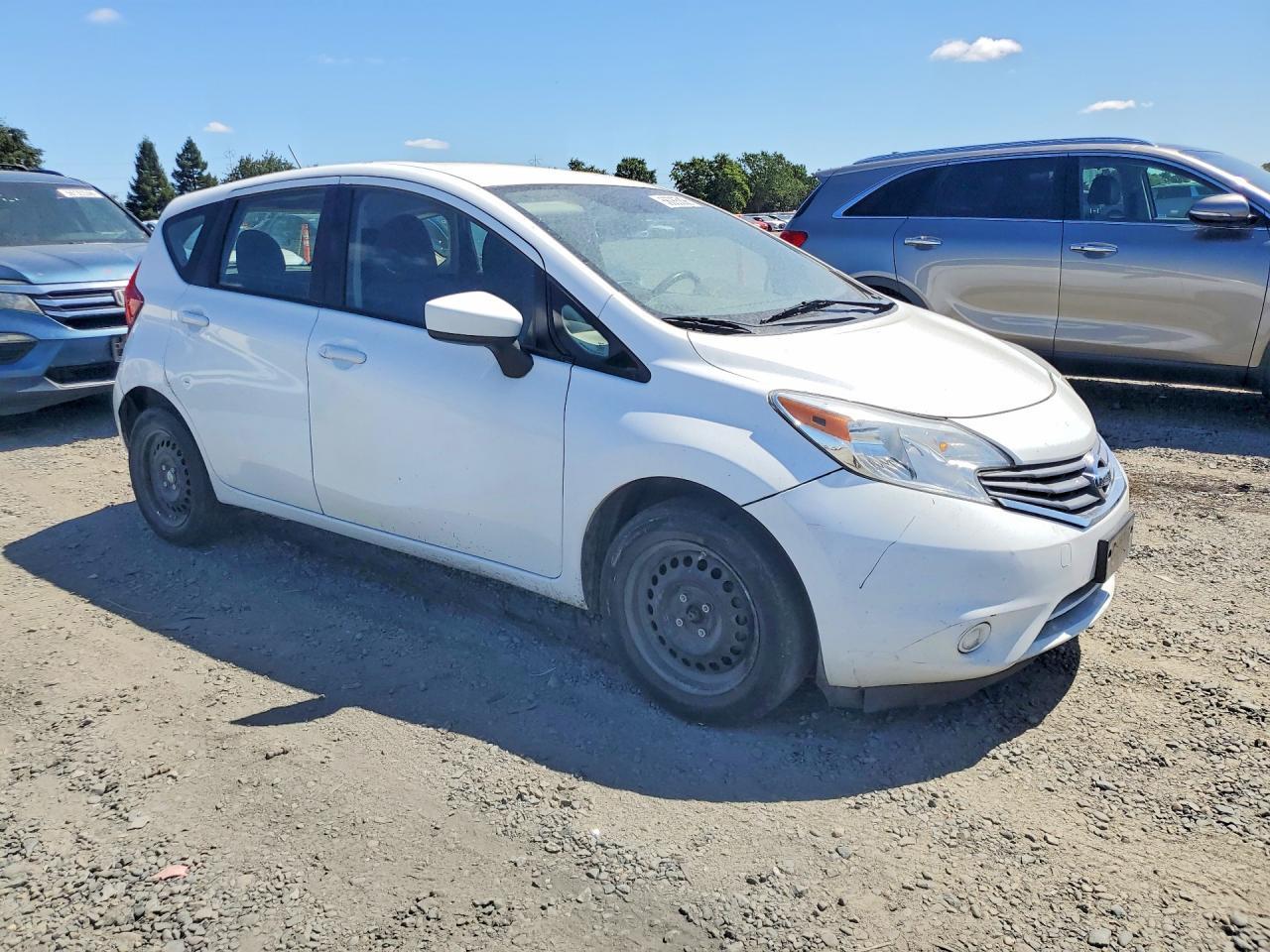2016 Nissan Versa - Фото 4
