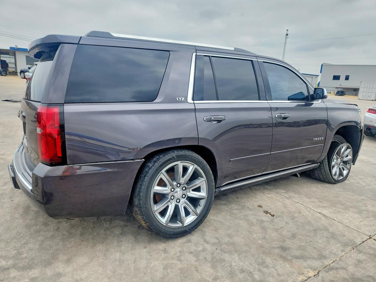 2015 Chevrolet Tahoe C1500 Ltz - Фото 3
