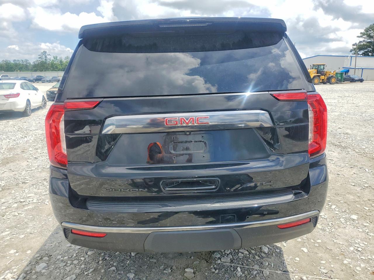 2024 GMC Yukon At4 - Фото 6