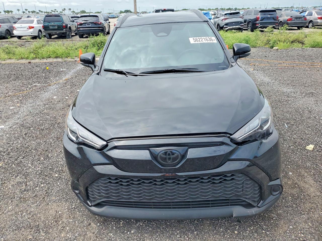 2025 Toyota Corolla Cross Hybrid Se - Image 5