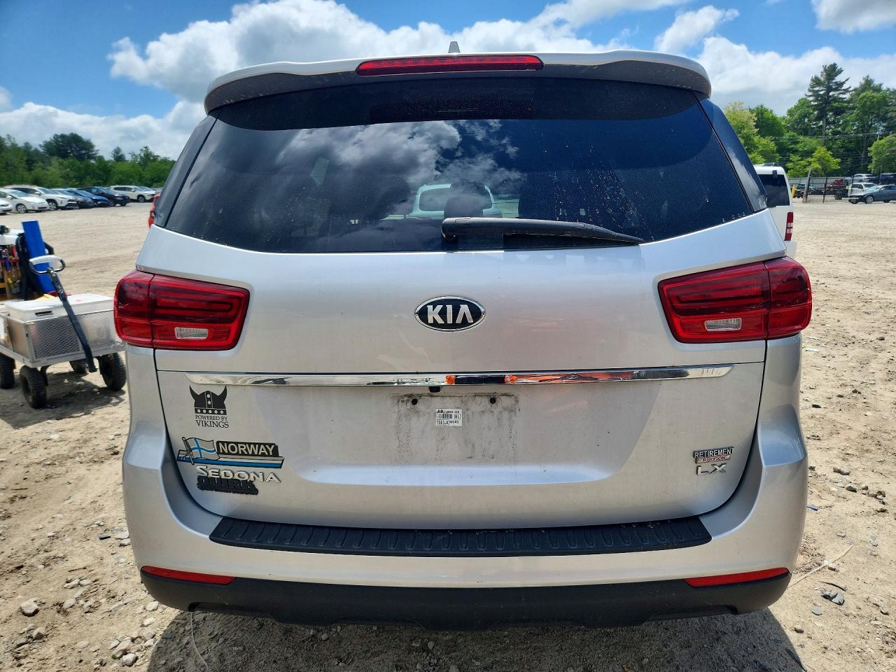 2021 Kia Sedona Lx - Фото 6