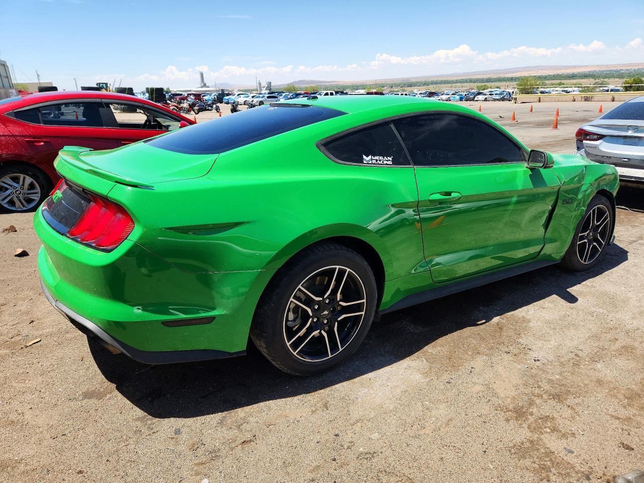 2019 Ford Mustang Gt - Фото 3