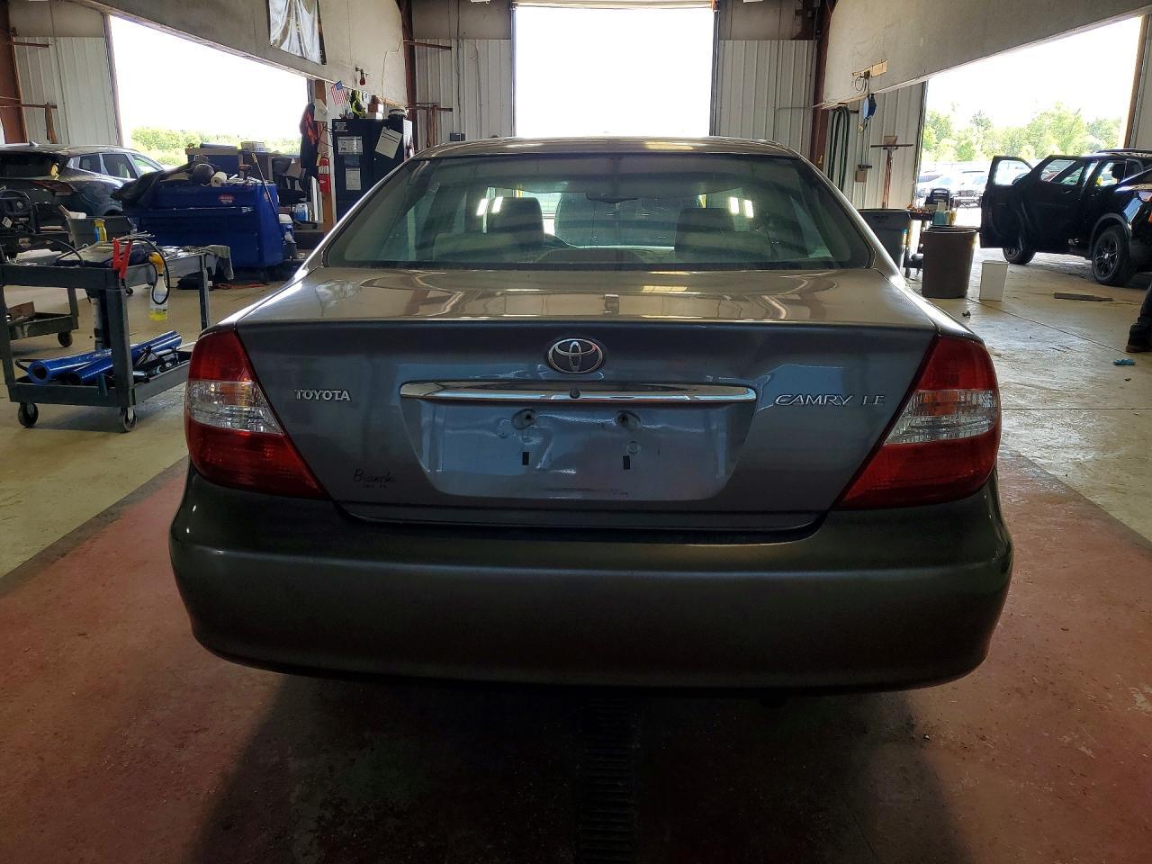 2003 Toyota Camry Le - Фото 6