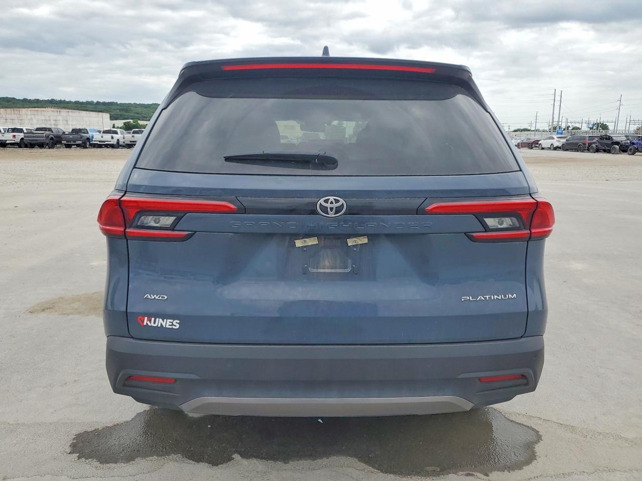 2024 Toyota Grand Highlander Platinum - Фото 6