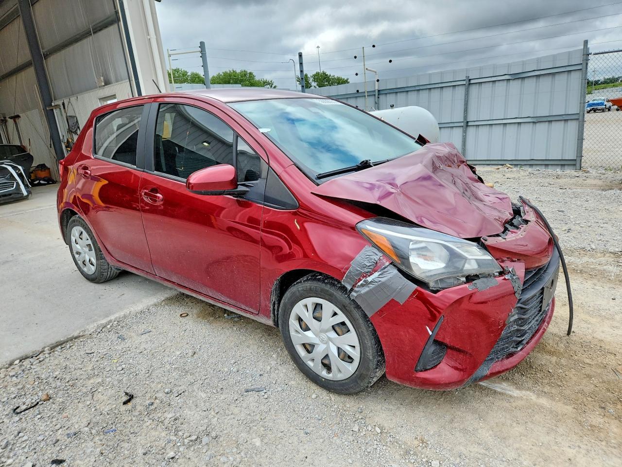 2018 Toyota Yaris 5-Door L - Image 4