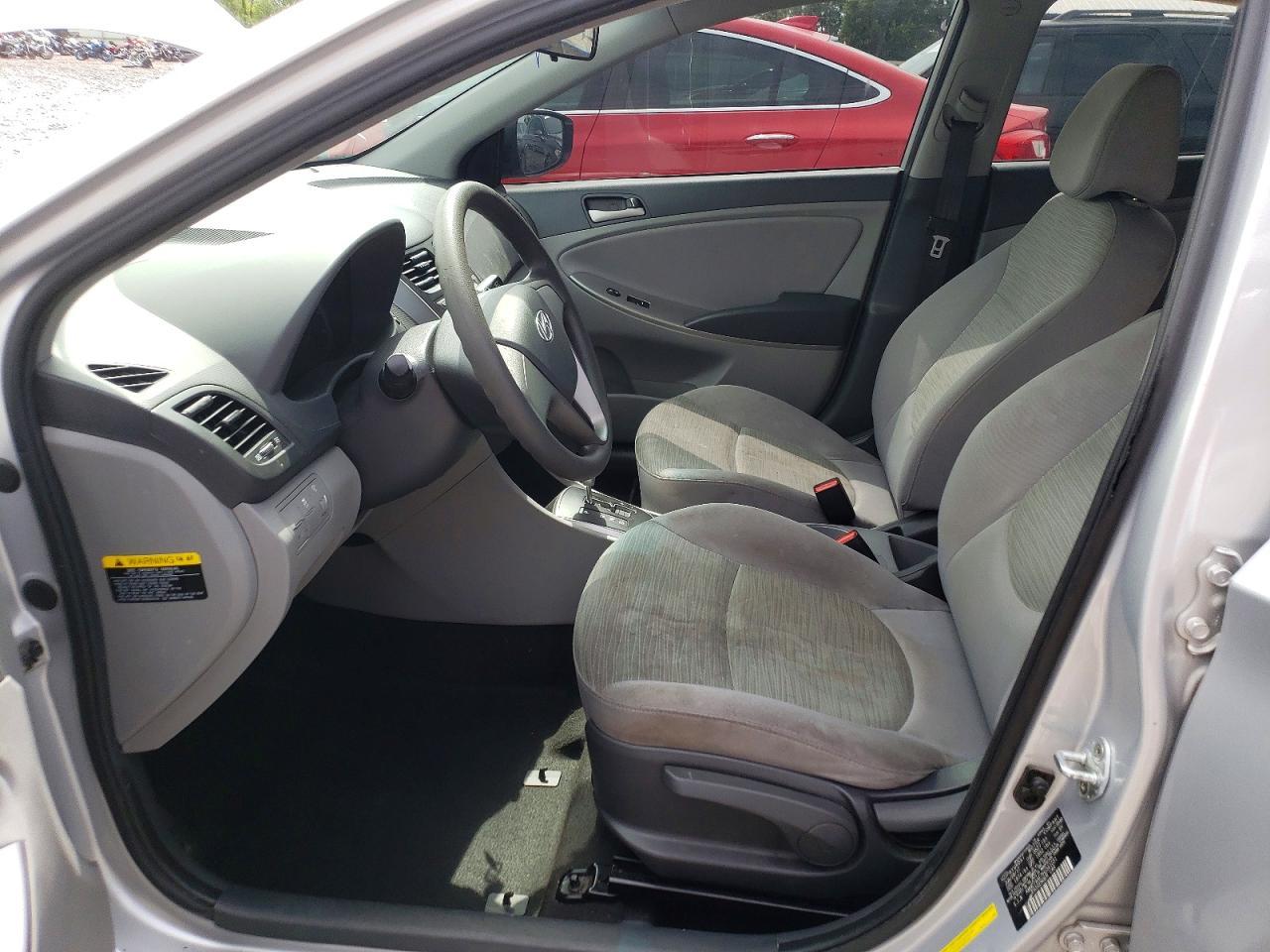 2017 Hyundai Accent Se - Фото 7