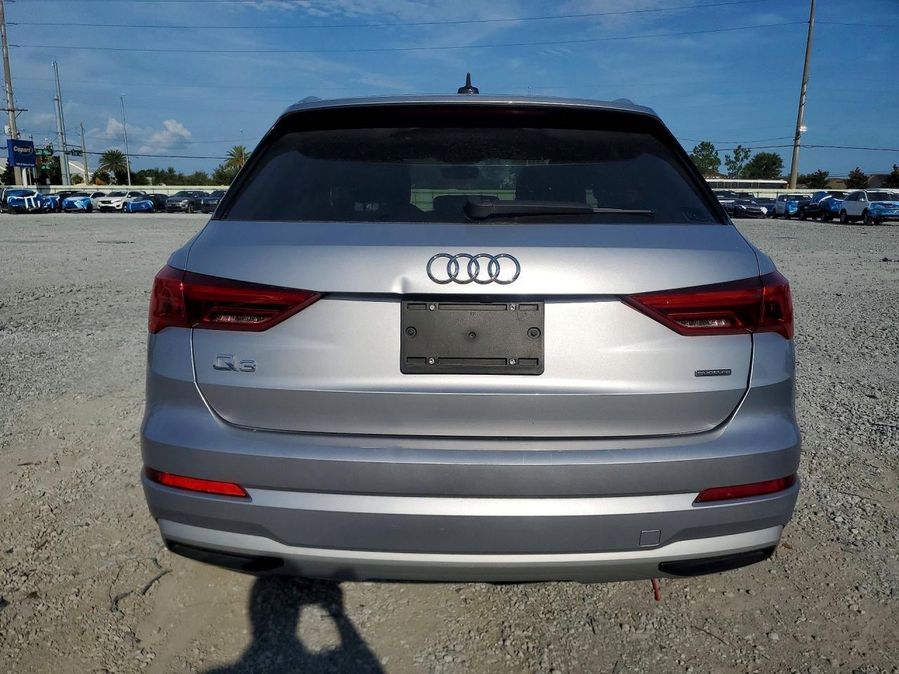 2021 Audi Q3 Premium 40 - Фото 6