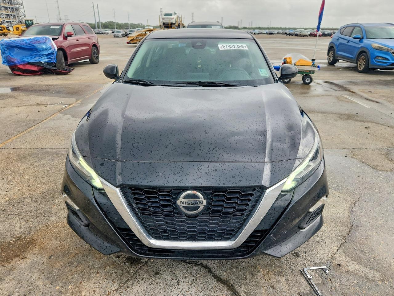 2021 Nissan Altima - Фото 5