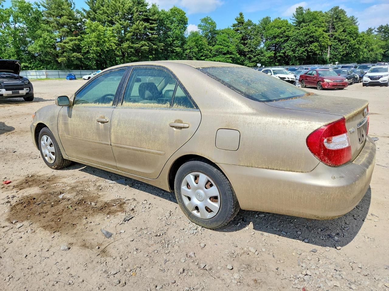 2004 Toyota Camry - Image 2
