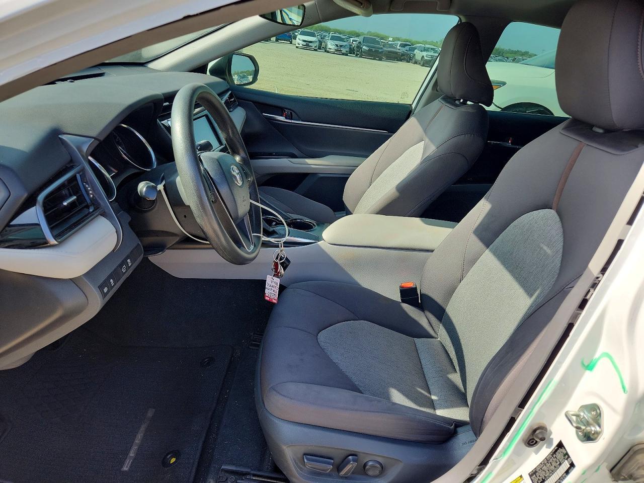 2020 Toyota Camry Le - Image 7