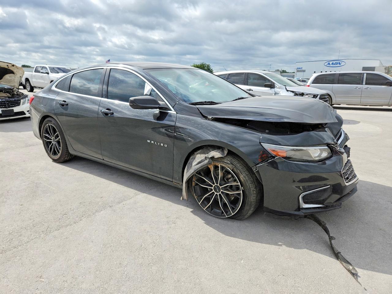 2017 Chevrolet Malibu Ls - Фото 4