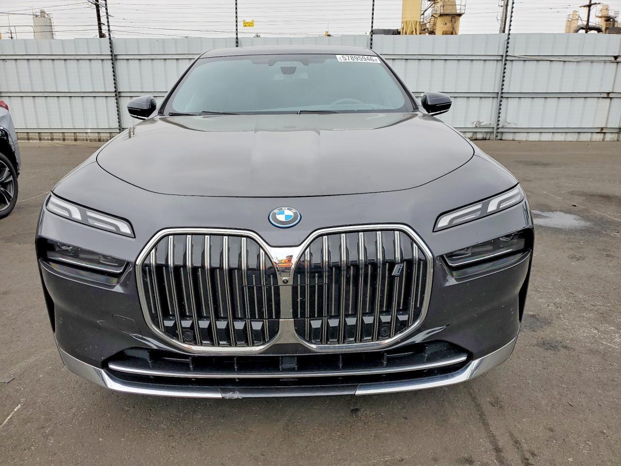 2024 BMW I7 Edrive50 - Фото 5