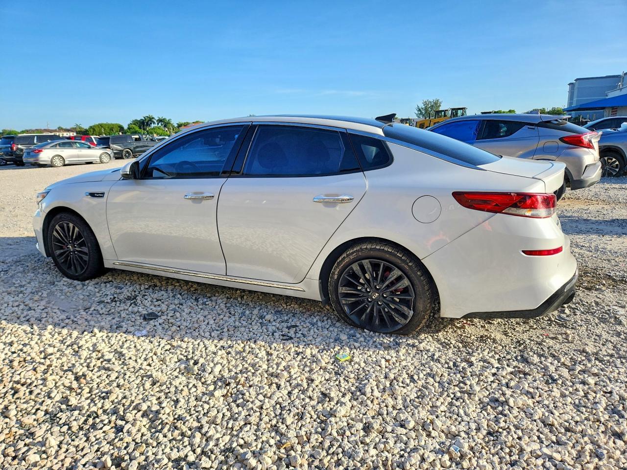 2019 Kia Optima Sxl - Фото 2