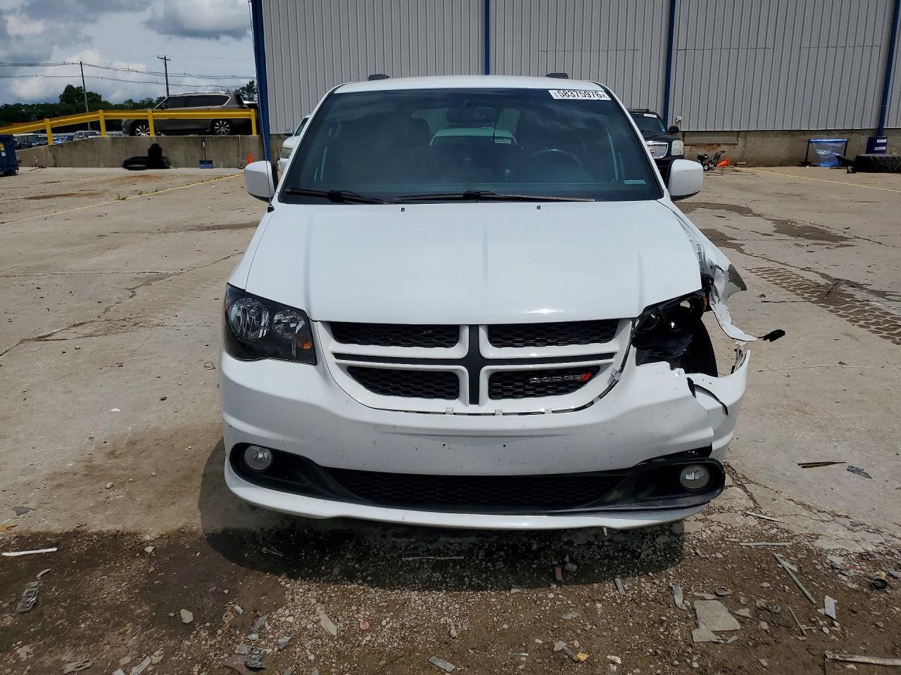 2018 Dodge Grand Caravan Gt - Image 5