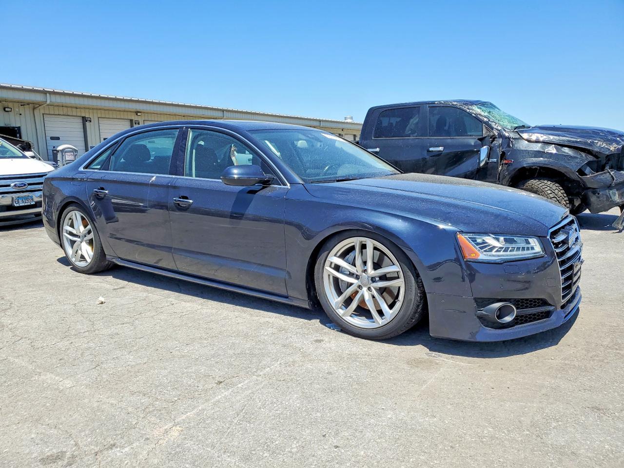 2017 Audi A8 L Quattro - Фото 4