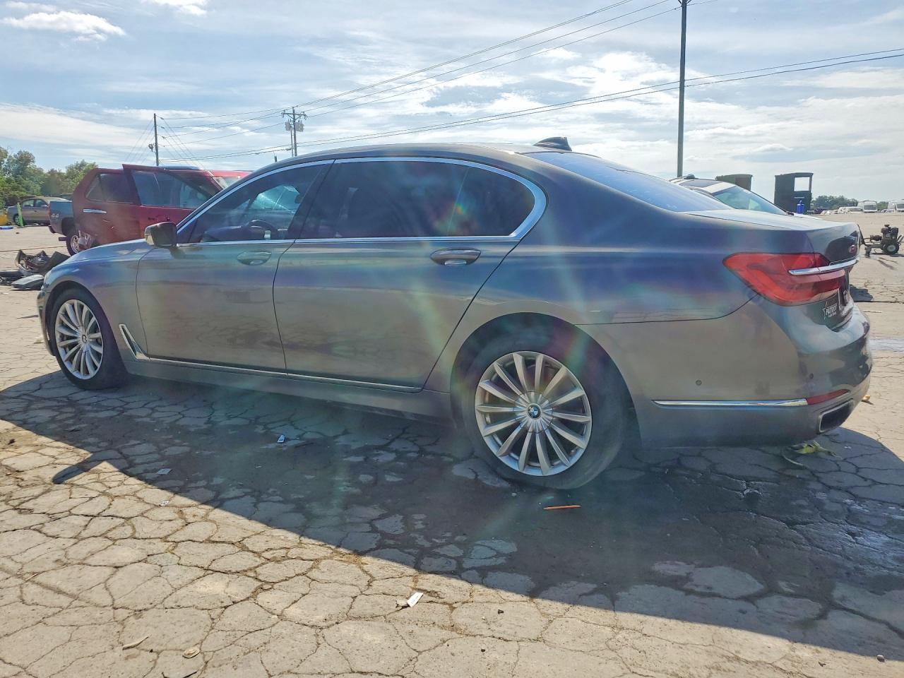 2016 BMW 740 I - Image 2