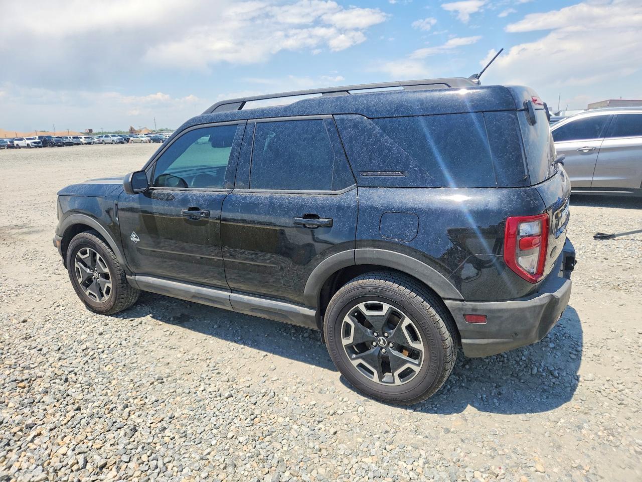 2021 Ford Bronco Sport Outer Banks - Image 2