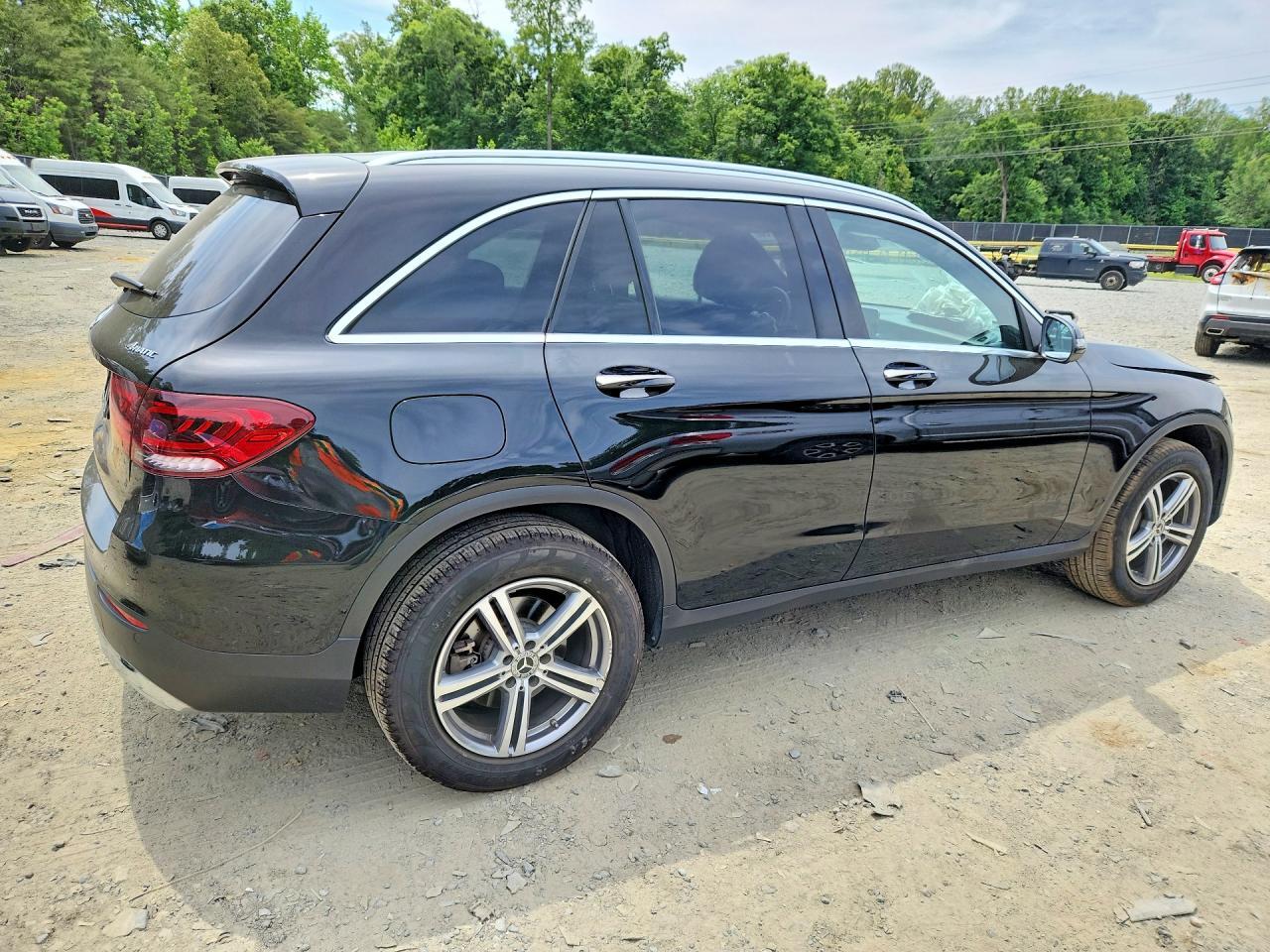 2022 Mercedes-Benz Glc 300 4Matic - Image 3