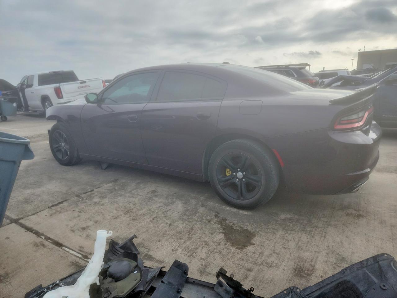 2022 Dodge Charger Sxt - Image 2