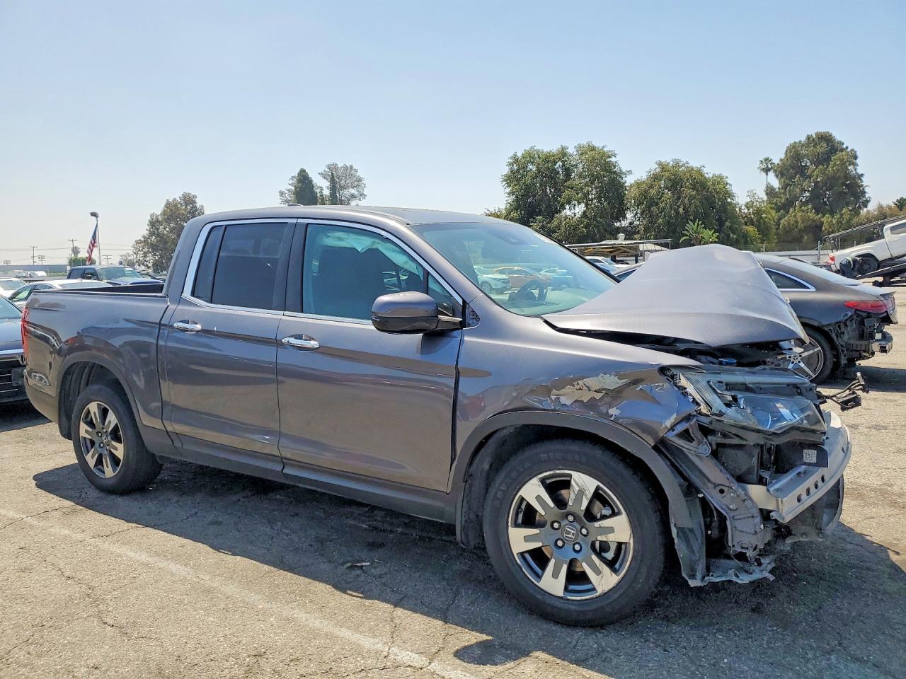 2017 Honda Ridgeline Rtl - Image 4