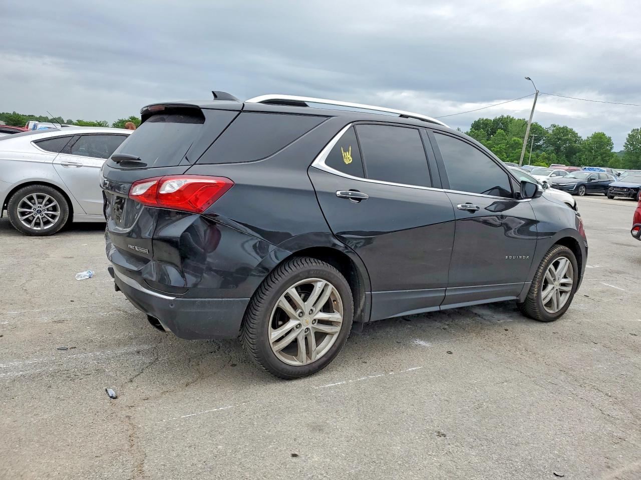 2018 Chevrolet Equinox Premier - Фото 3