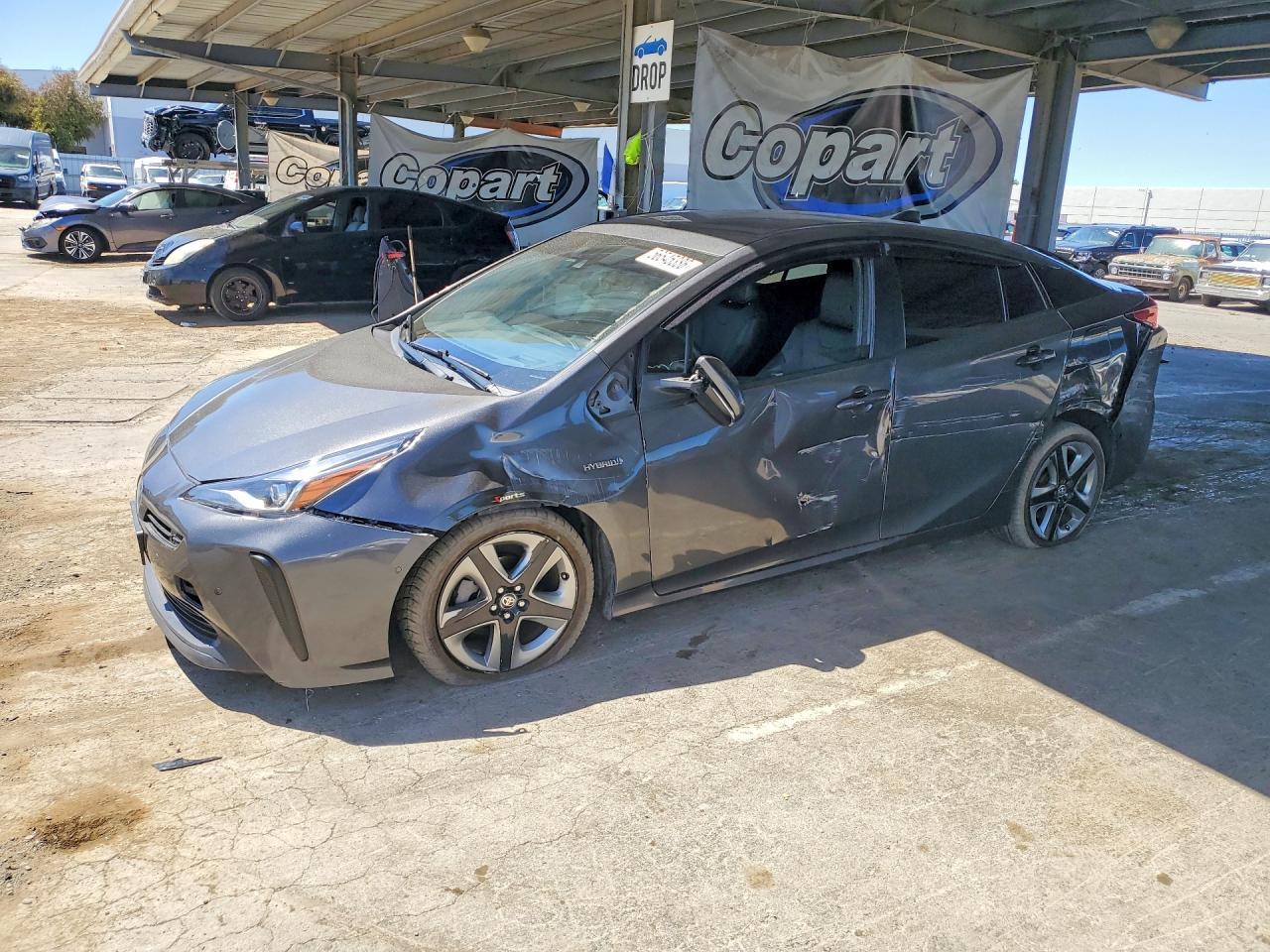 2021 Toyota Prius L Eco