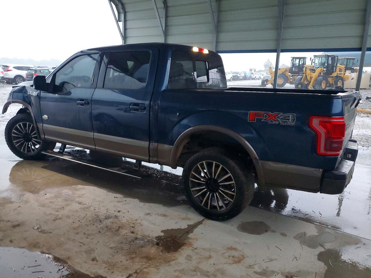 2015 Ford F150 Supercrew - Фото 2