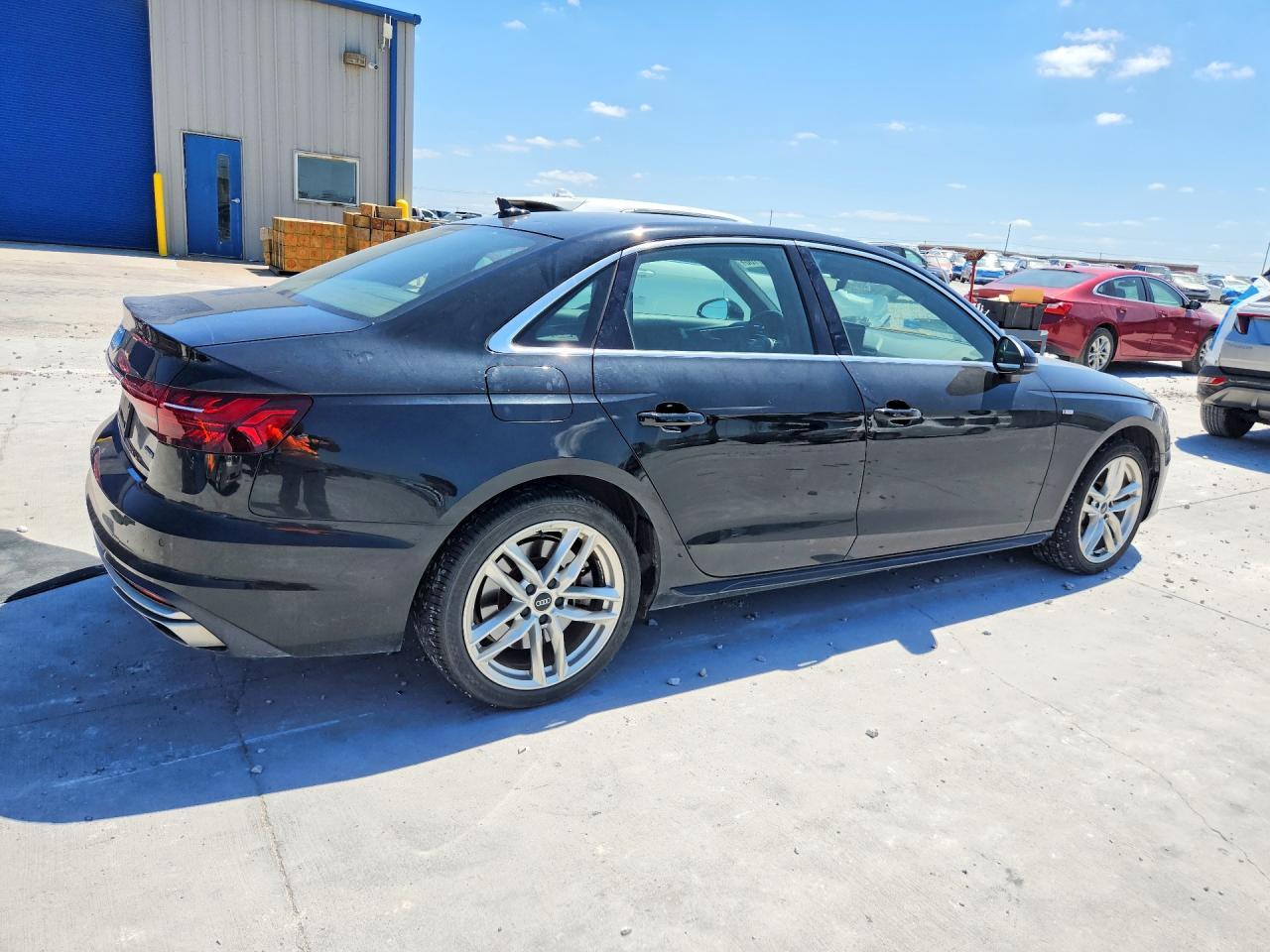 2021 Audi A4 Premium 45 - Фото 3