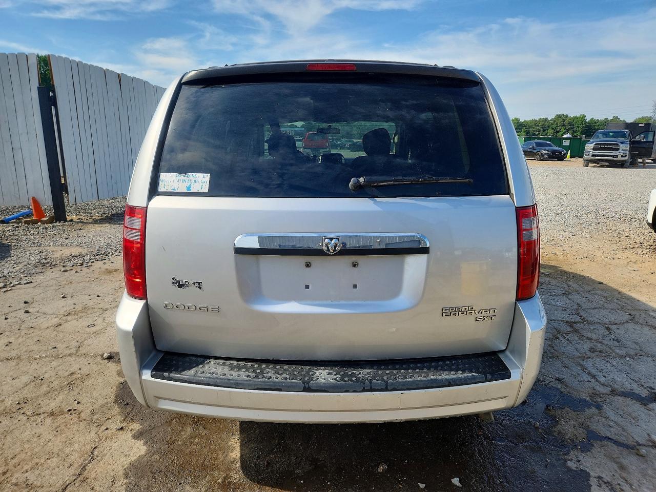 2010 Dodge Grand Caravan Sxt - Фото 6