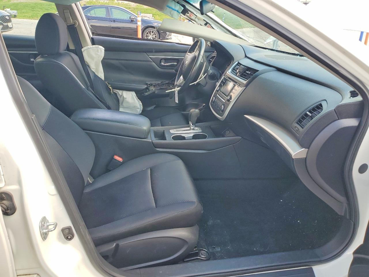 2016 Nissan Altima 2.5 Sr - Фото 7