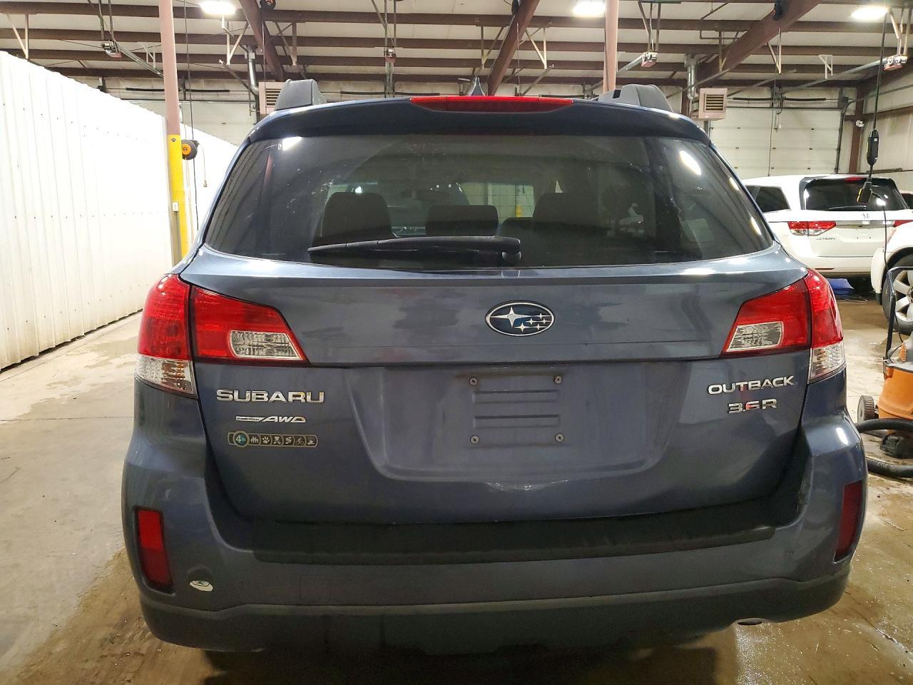 2014 Subaru Outback 3.6R Limited - Фото 6