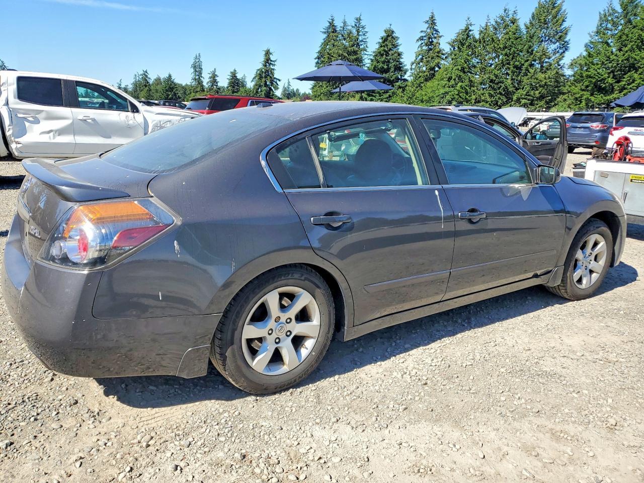 2009 Nissan Altima 2.5 - Image 3