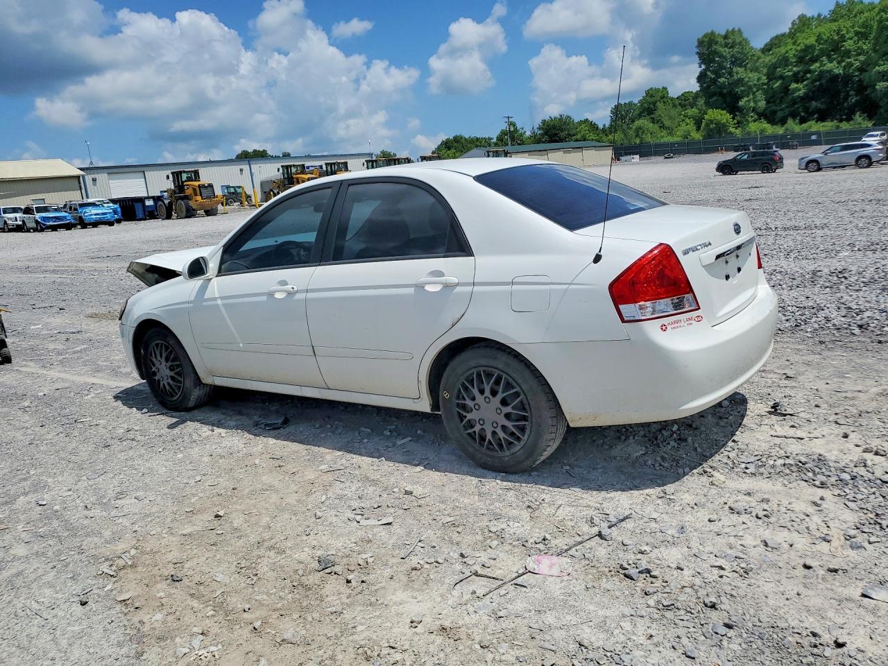 2007 Kia Spectra Lx - Image 2