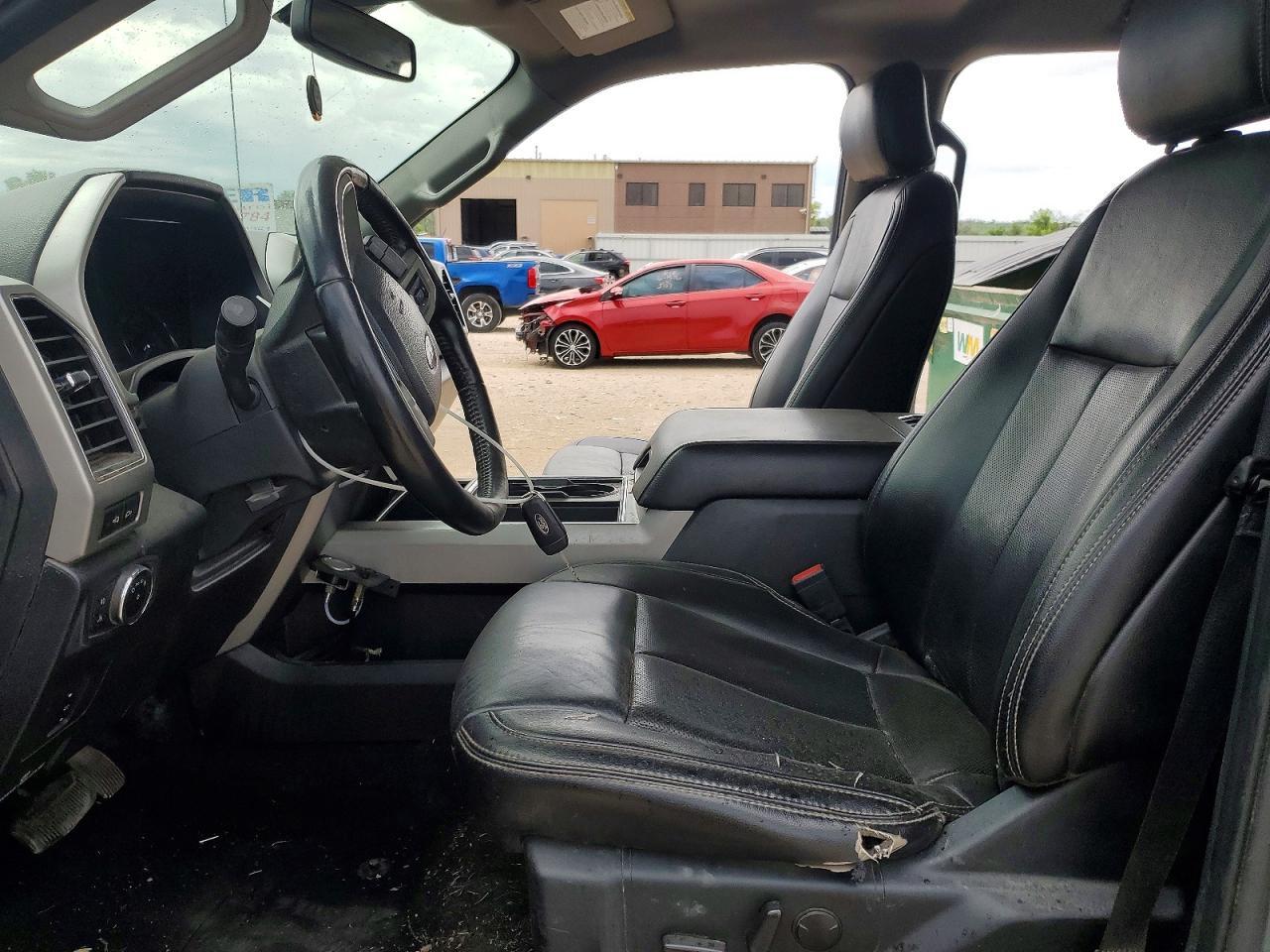 2021 Ford F250 Super Duty - Фото 7