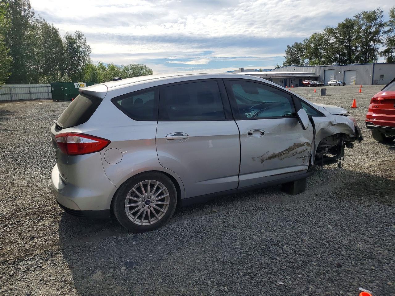 2013 Ford C-Max Se - Image 3