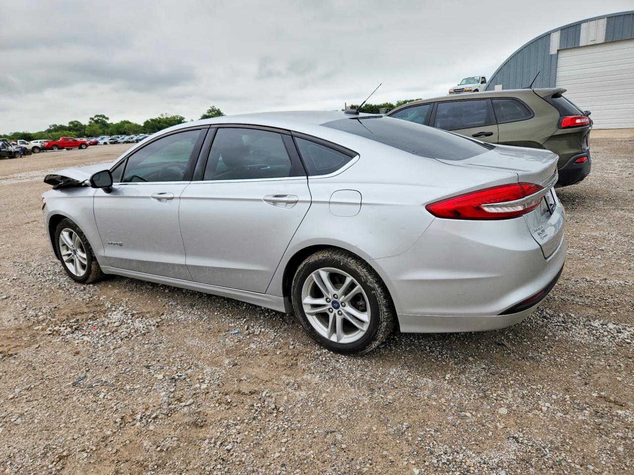 2018 Ford Fusion S Hybrid - Фото 2