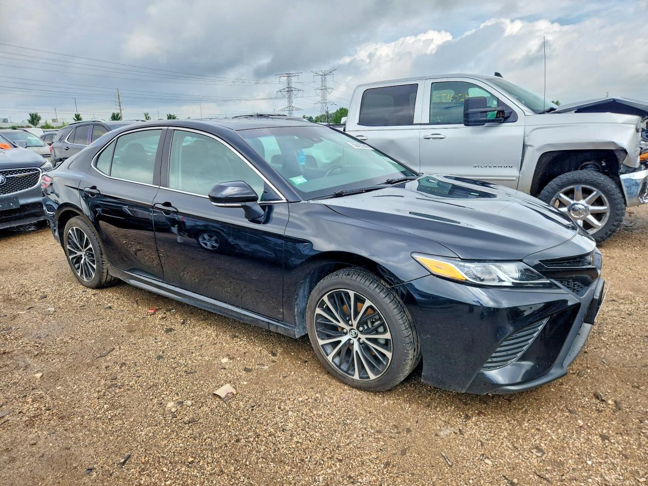 2018 Toyota Camry Se - Фото 4