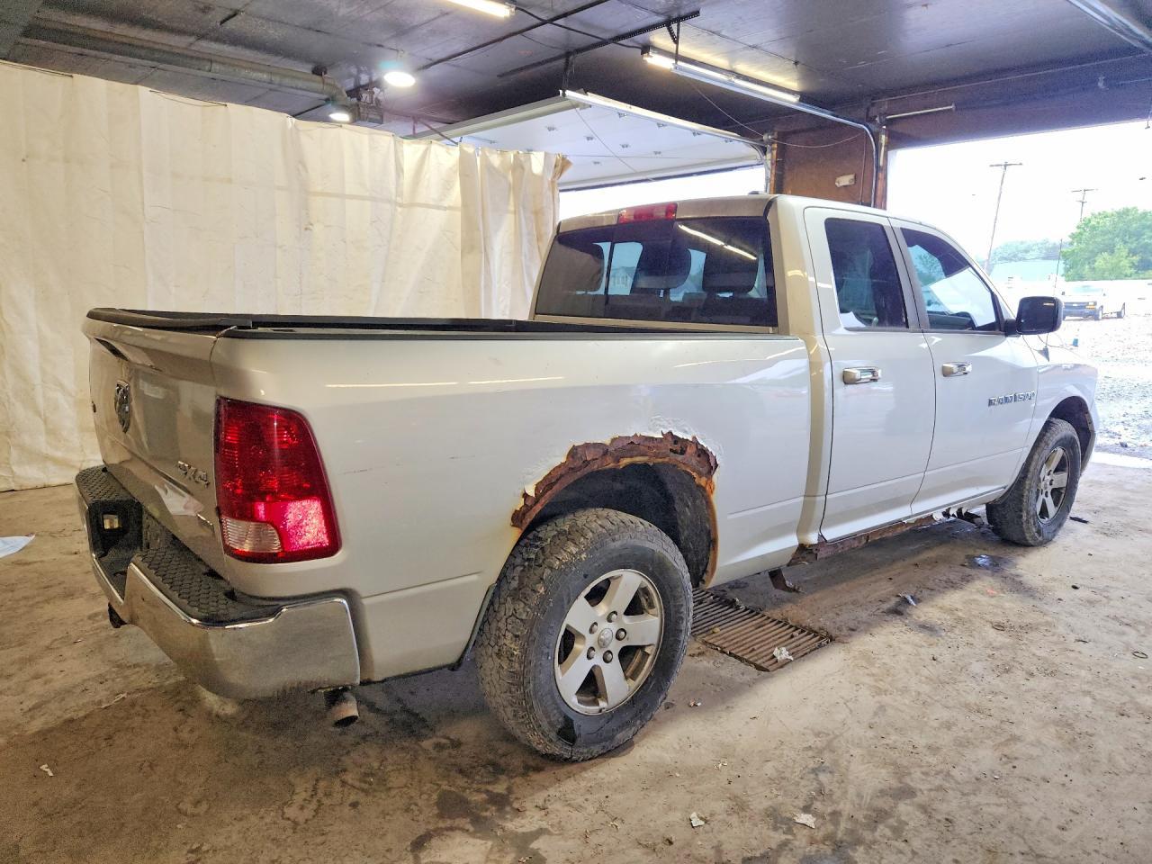2012 Dodge Ram 1500 Slt - Image 3