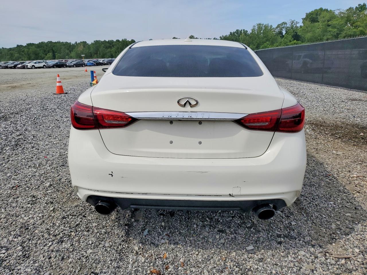2018 Infiniti Q50 3.0T Luxe - Фото 6